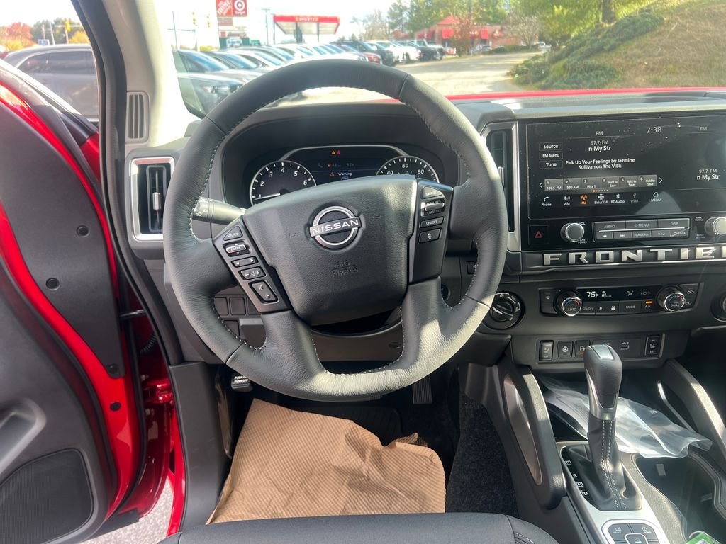 2026 Nissan Frontier SV - Photo 14