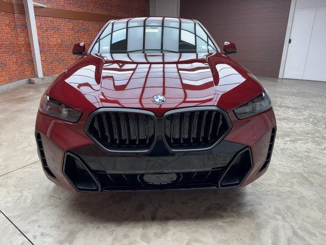 Used 2026 Red BMW xDrive40i image 8