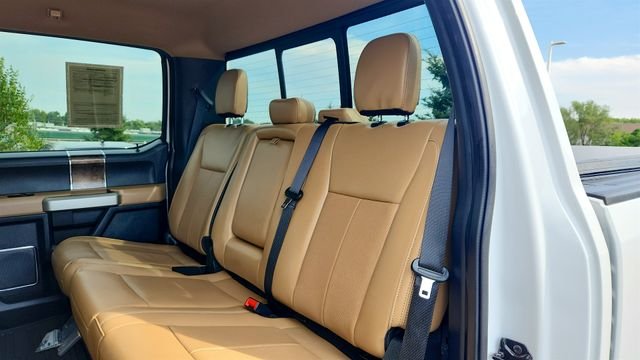 Used 2022 White Ford Lariat image 16
