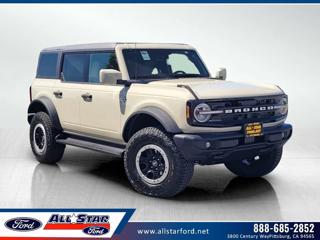 2026 Ford Bronco Outer Banks 4x4's photo