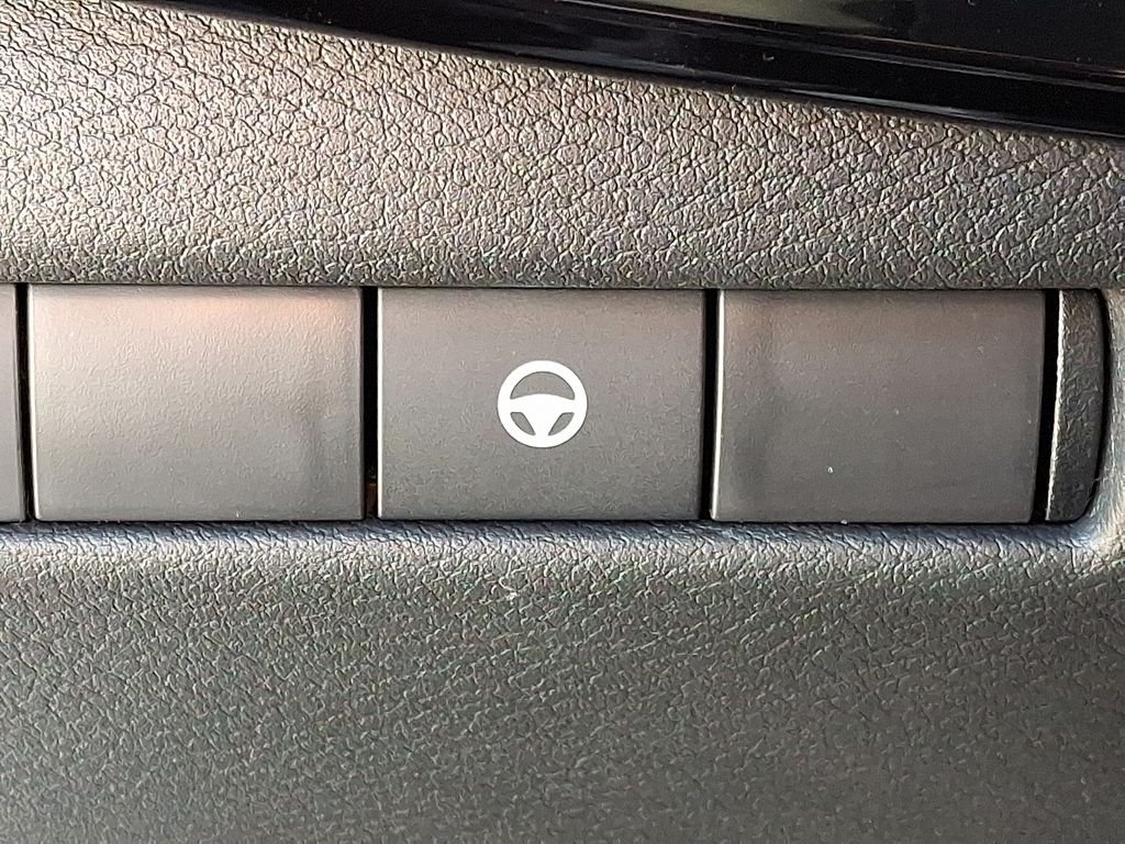2026 Nissan KICKS SR AWD - Photo 17