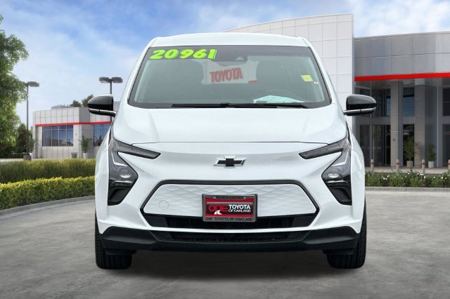 Used 2023 White Chevrolet 1LT image 10