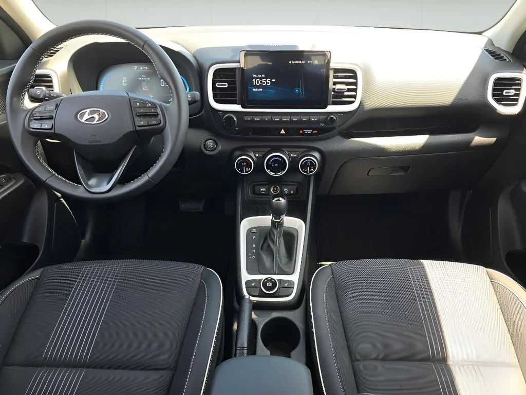 Used 2025 Intense Blue Hyundai Limited image 22