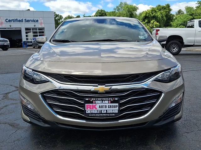 Used 2023 Gray Chevrolet LT image 3