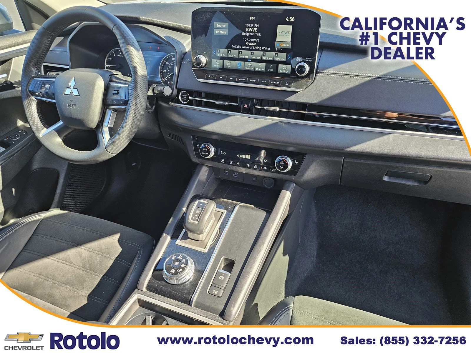 Used 2024  Mitsubishi SE Black Edition image 9