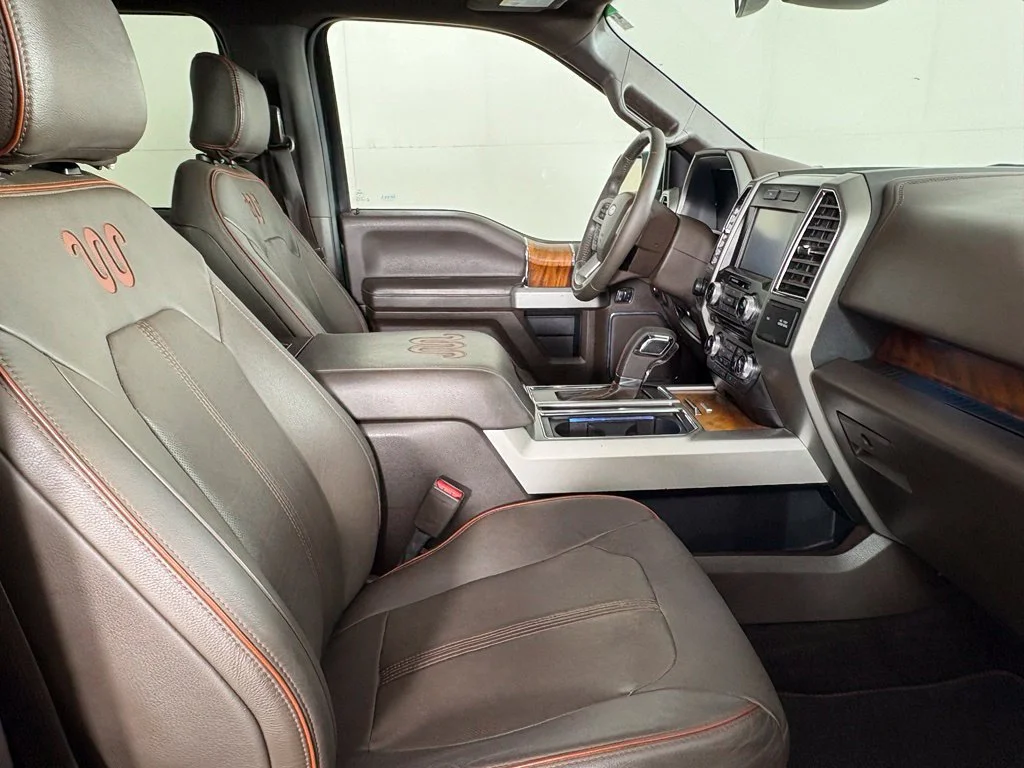 Used 2015 Green Ford King Ranch image 14