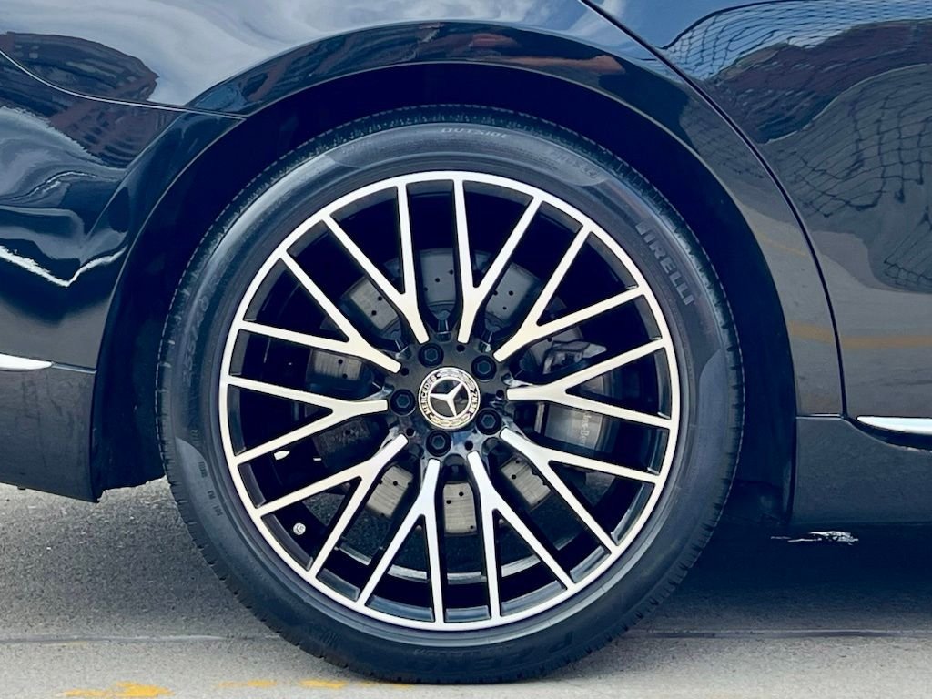 Certified Used 2023  Mercedes-Benz S 580 image 15
