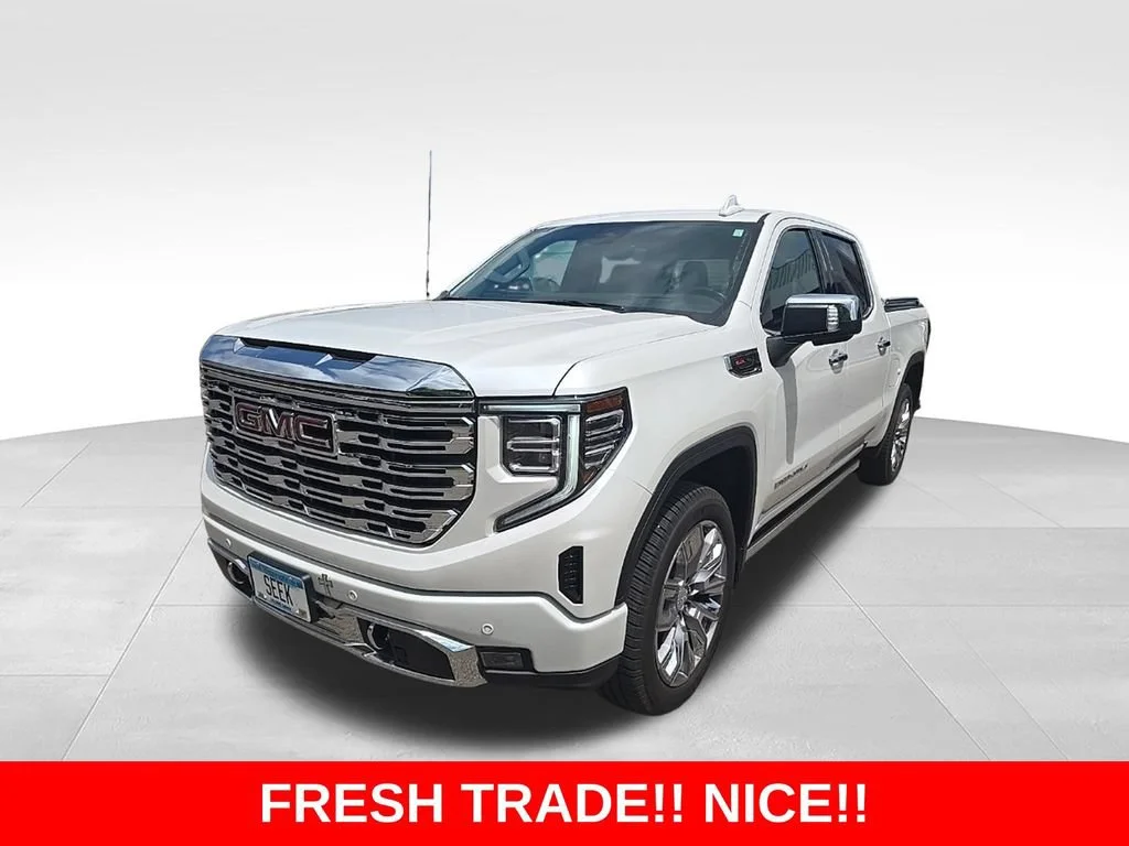 2025 GMC Sierra 4WD Crew Cab Short Box Denali's photo