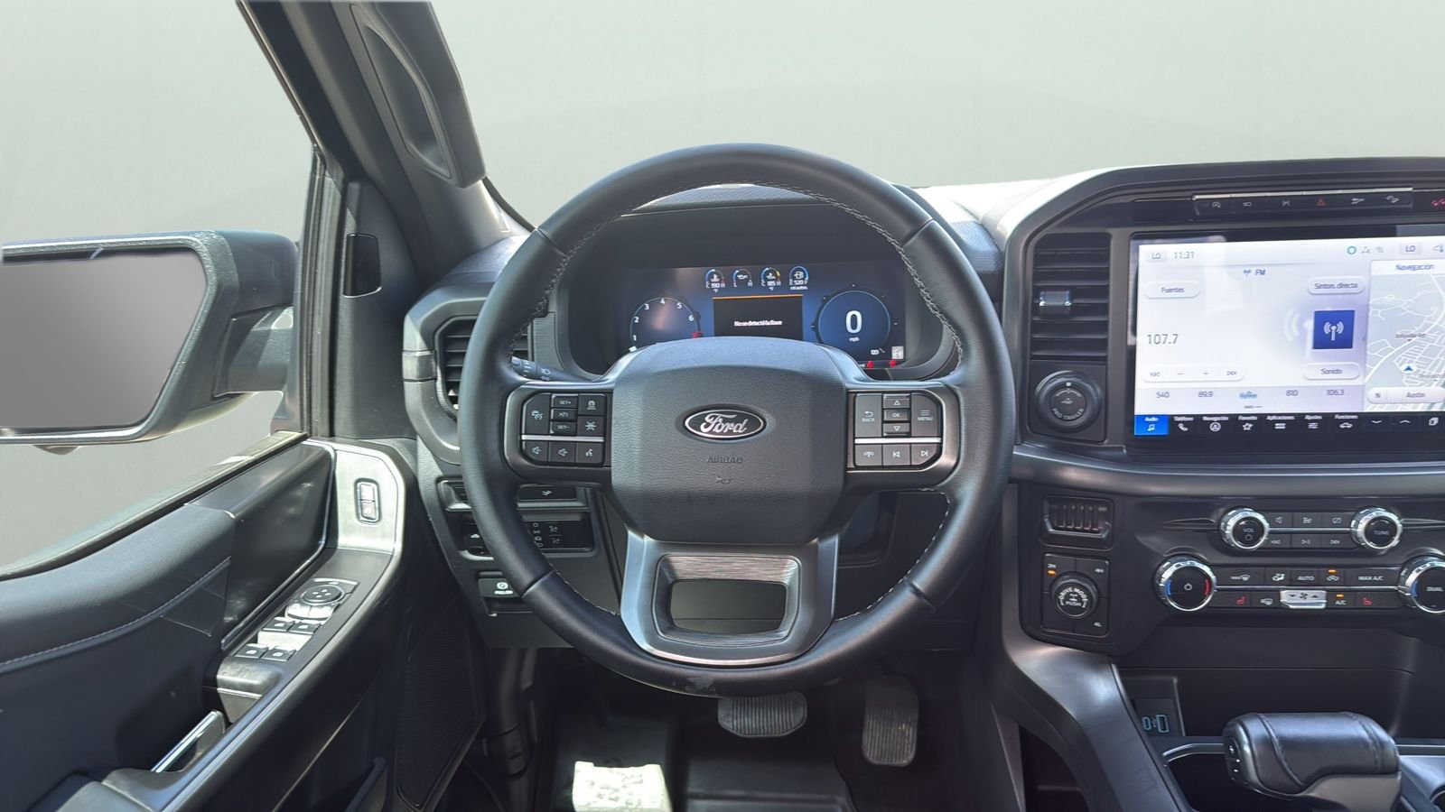 Used 2024 Gray Ford XLT image 12