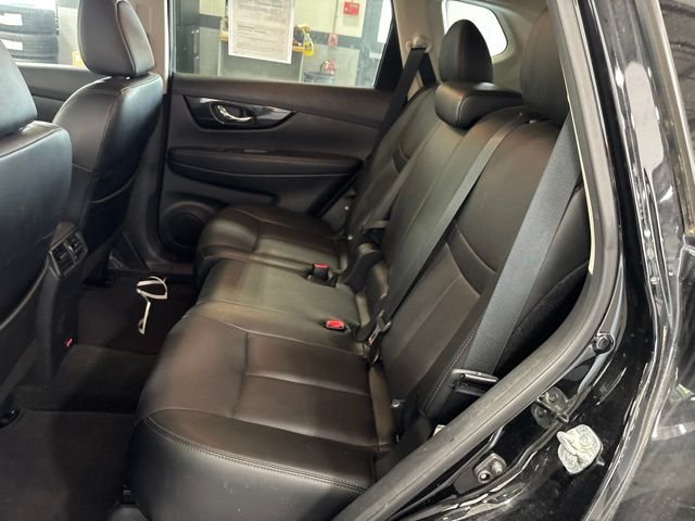 Used 2019 Black Nissan SL image 12