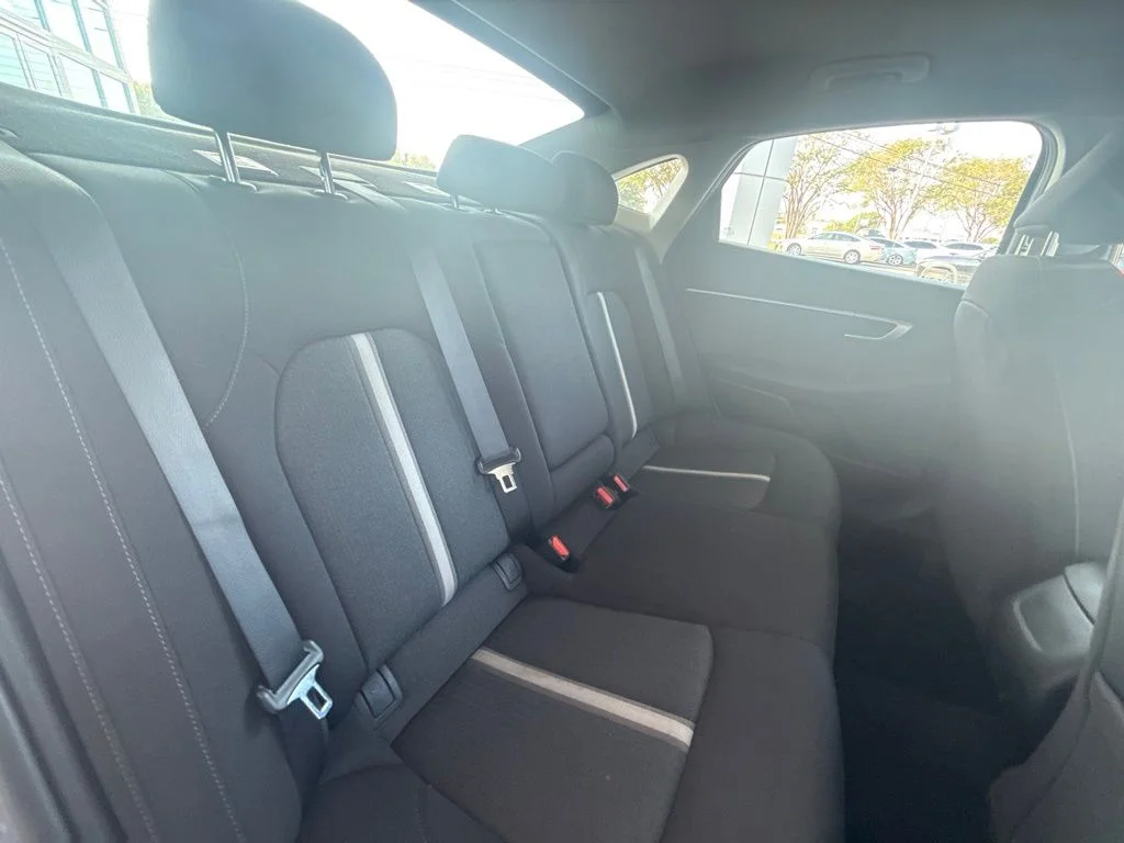 Used 2025 Blue Hyundai SEL image 38