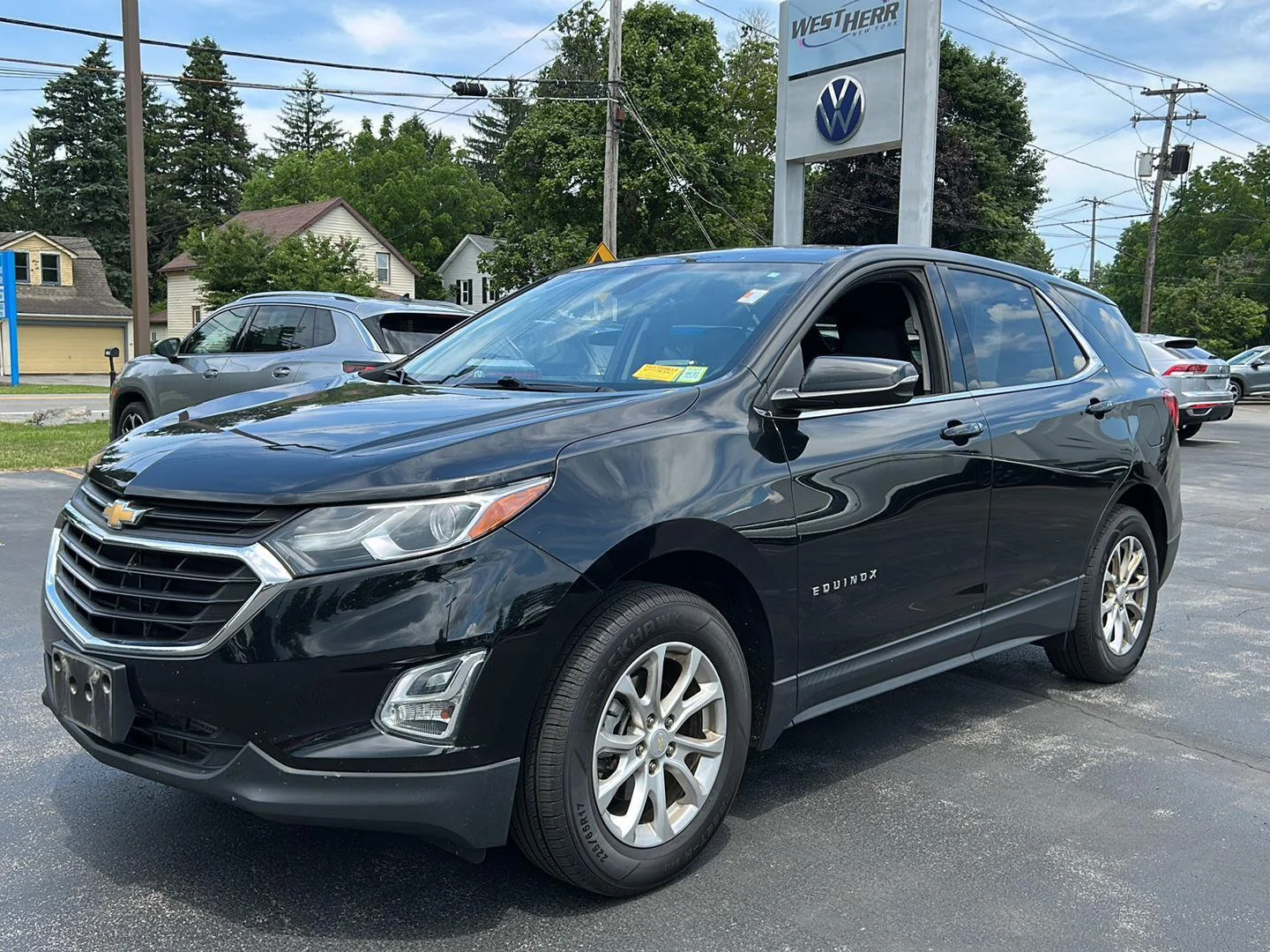 Used 2018 Mosaic Black Metallic Chevrolet LT image 3