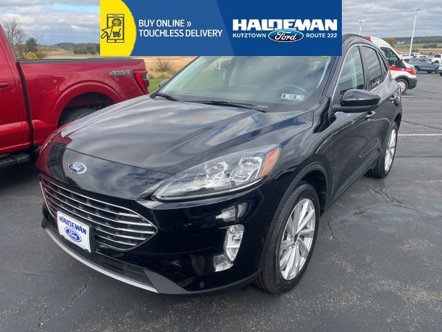 2022 Ford Escape Titanium
