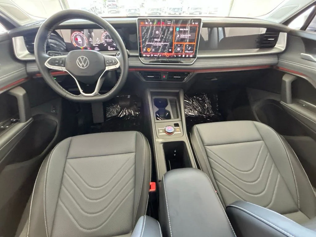2026 Volkswagen Tiguan SE - Photo 42