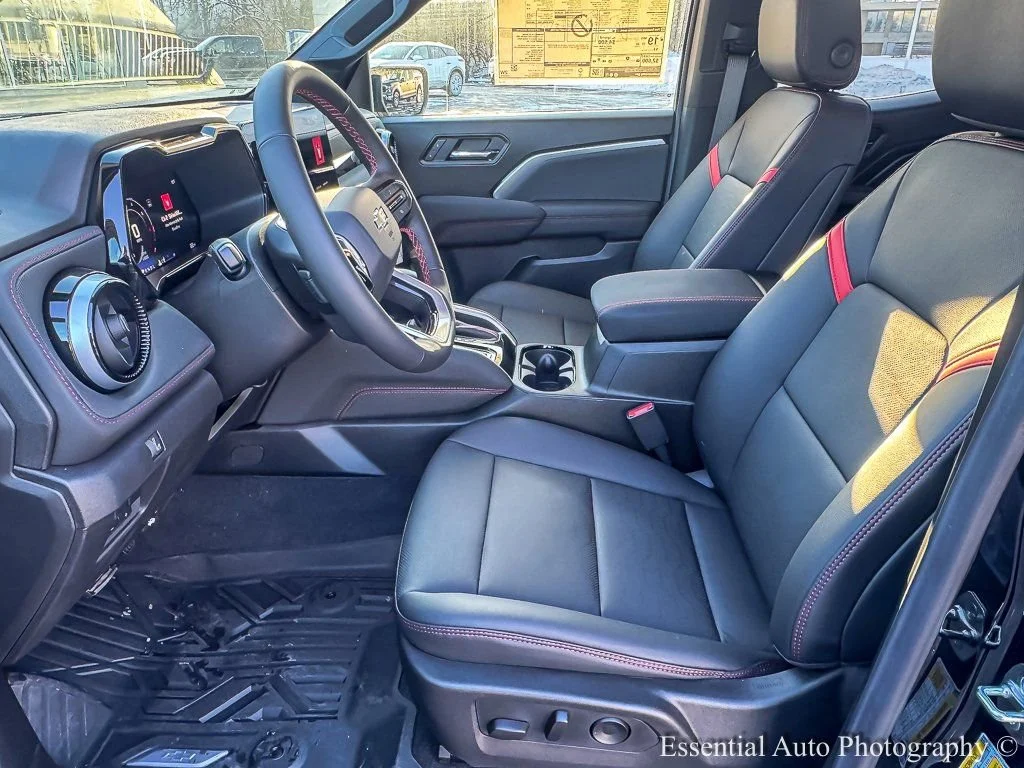2026 Chevrolet Colorado Z71 - Photo 11