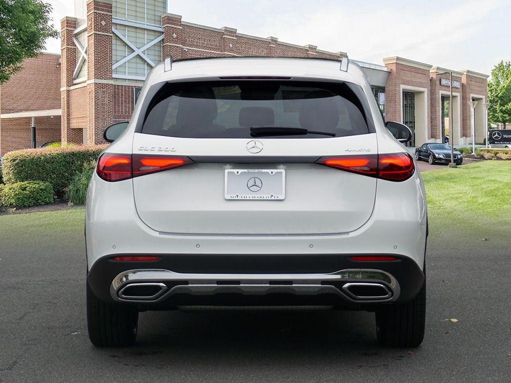 Used 2026 Polar White Mercedes-Benz GLC 300 image 5