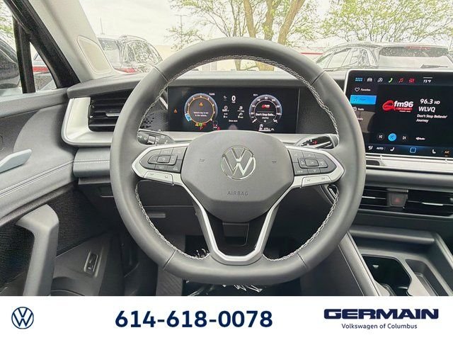 New 2026 Deep Black Pearl Volkswagen 2.0T SE image 19