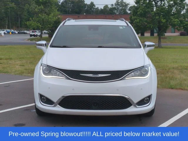 Used 2020 White Chrysler Limited image 16