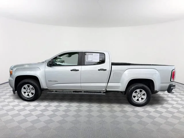 Used 2018 QUICKSILVER METALLIC GMC 2WD image 8