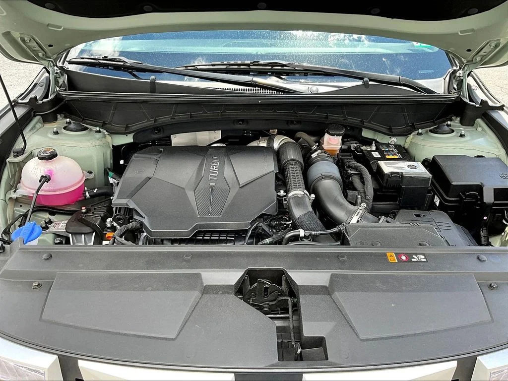 Used 2022 Gray Hyundai SEL Premium image 30