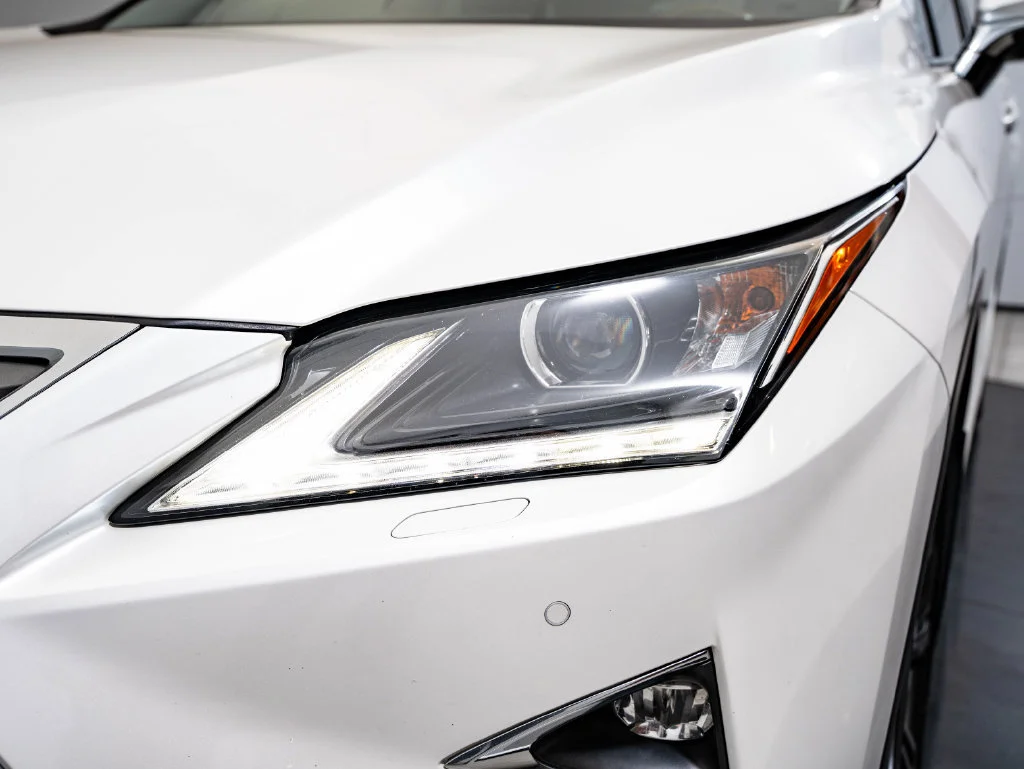 Used 2019 Eminent White Pearl Lexus 450h Premium image 15
