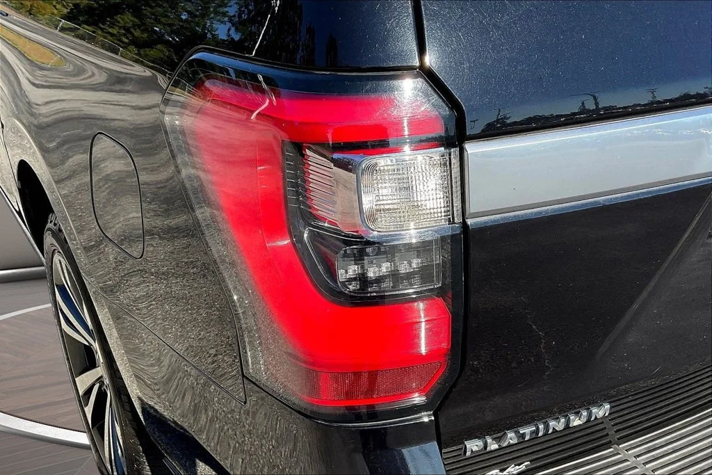 Used 2020 Black Ford Platinum image 25