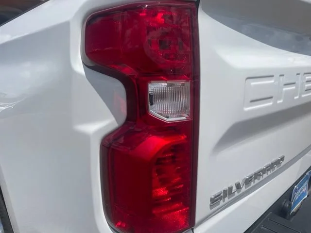 Used 2025 Summit White Chevrolet Custom image 7