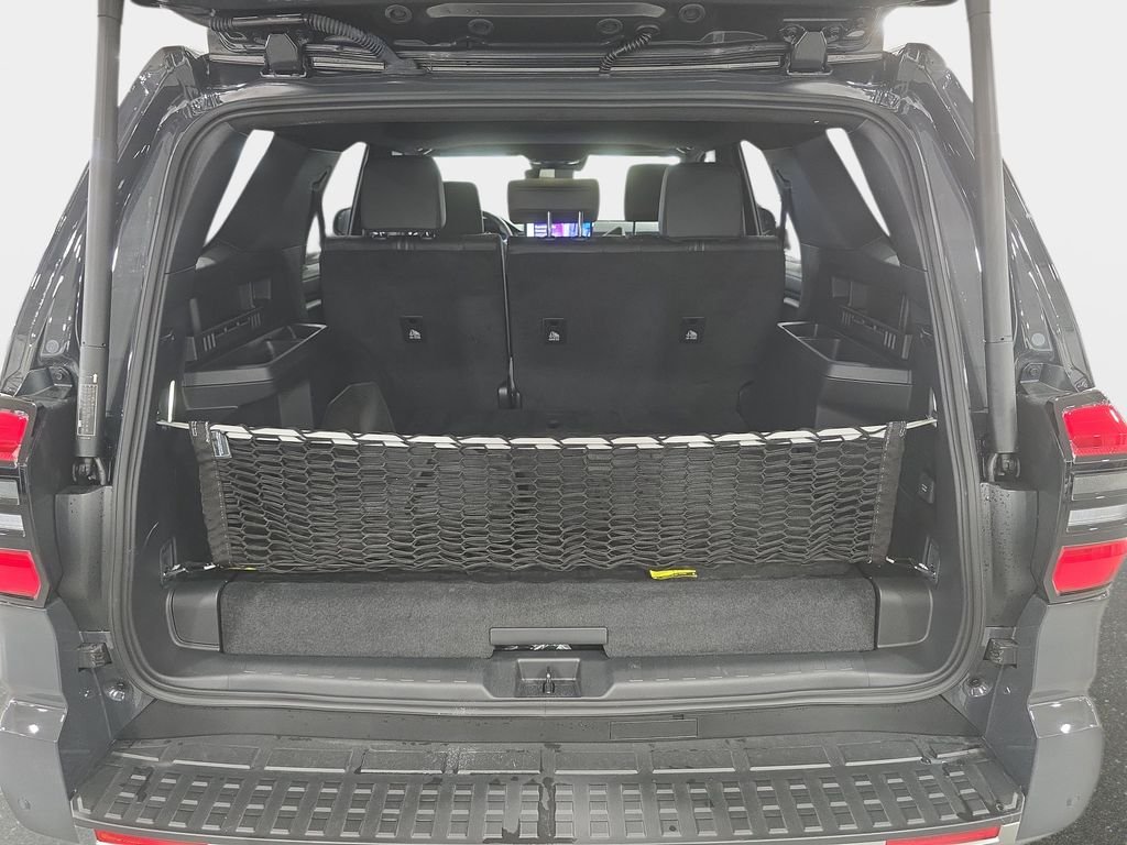 Used 2025 Underground Toyota Limited image 13