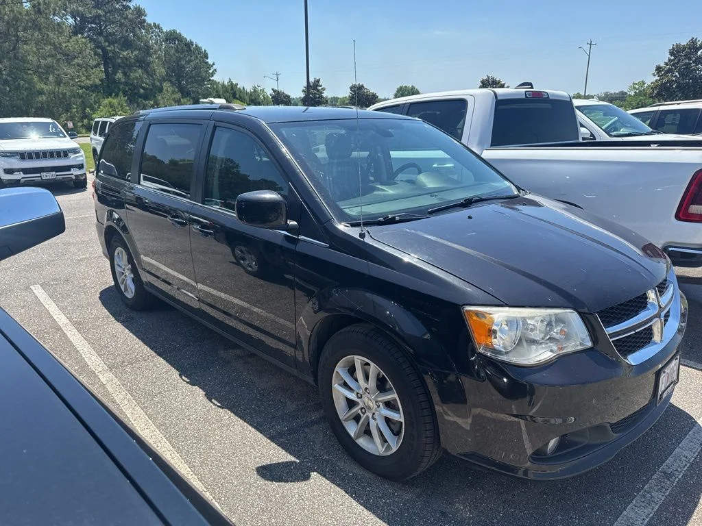 2019 Dodge Grand Caravan SXT's photo