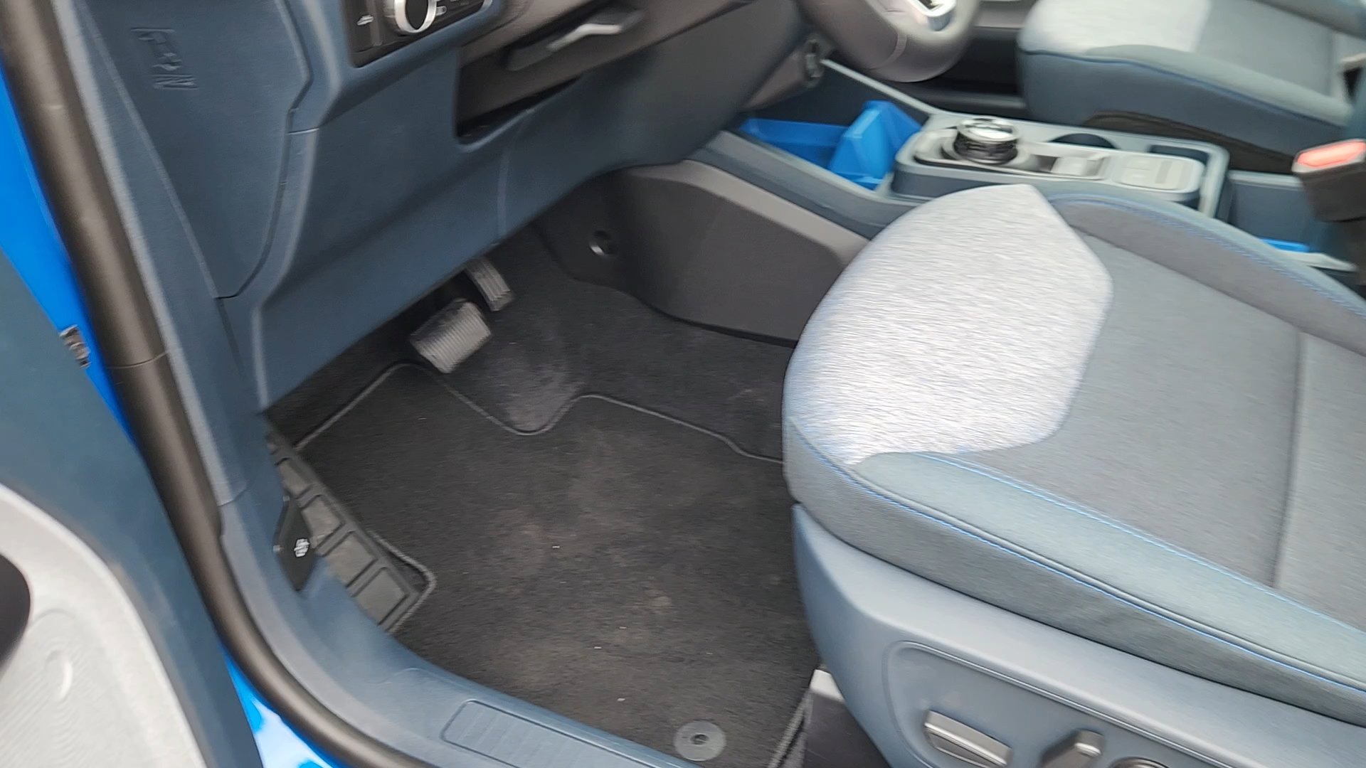New 2026 Velocity Blue Ford XLT image 28