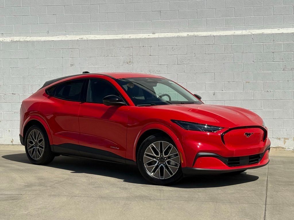 2026 Ford Mustang-Mach-e Premium's photo
