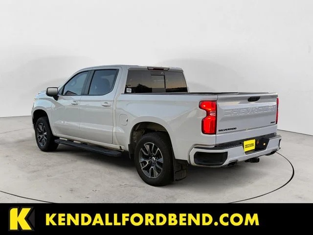 Used 2022 White Chevrolet RST image 3
