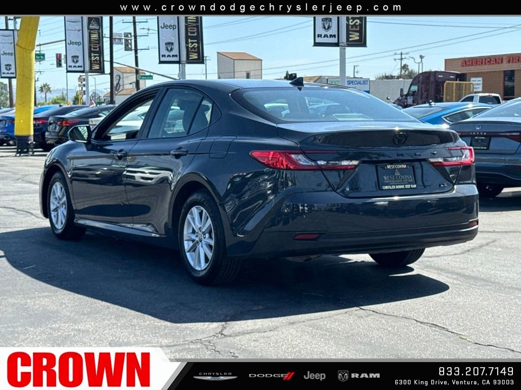Used 2025  Toyota LE image 7