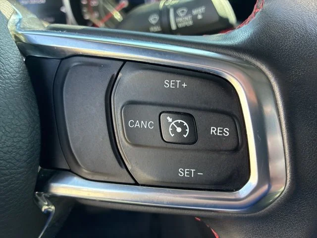 Used 2018 Bright White Clearcoat Jeep Unlimited Rubicon image 31
