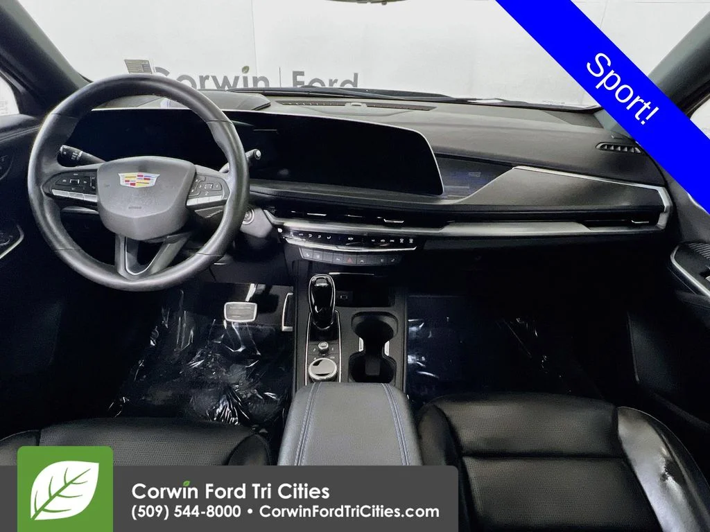 Used 2025  Cadillac Sport image 7