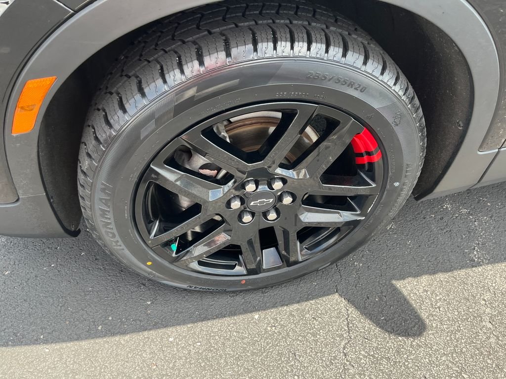 Used 2022 Black Chevrolet LT image 9