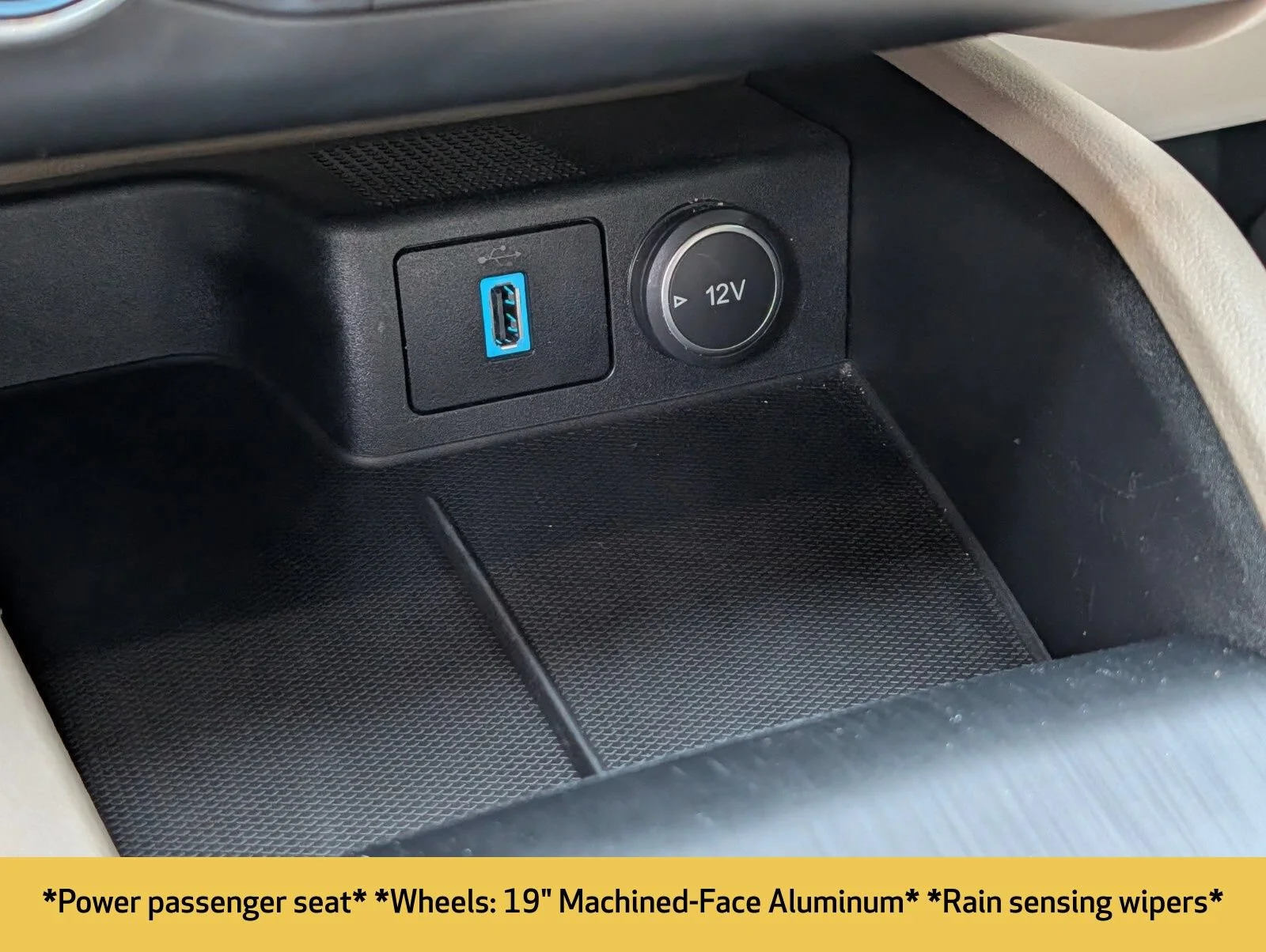 Used 2020 White Ford Titanium image 10