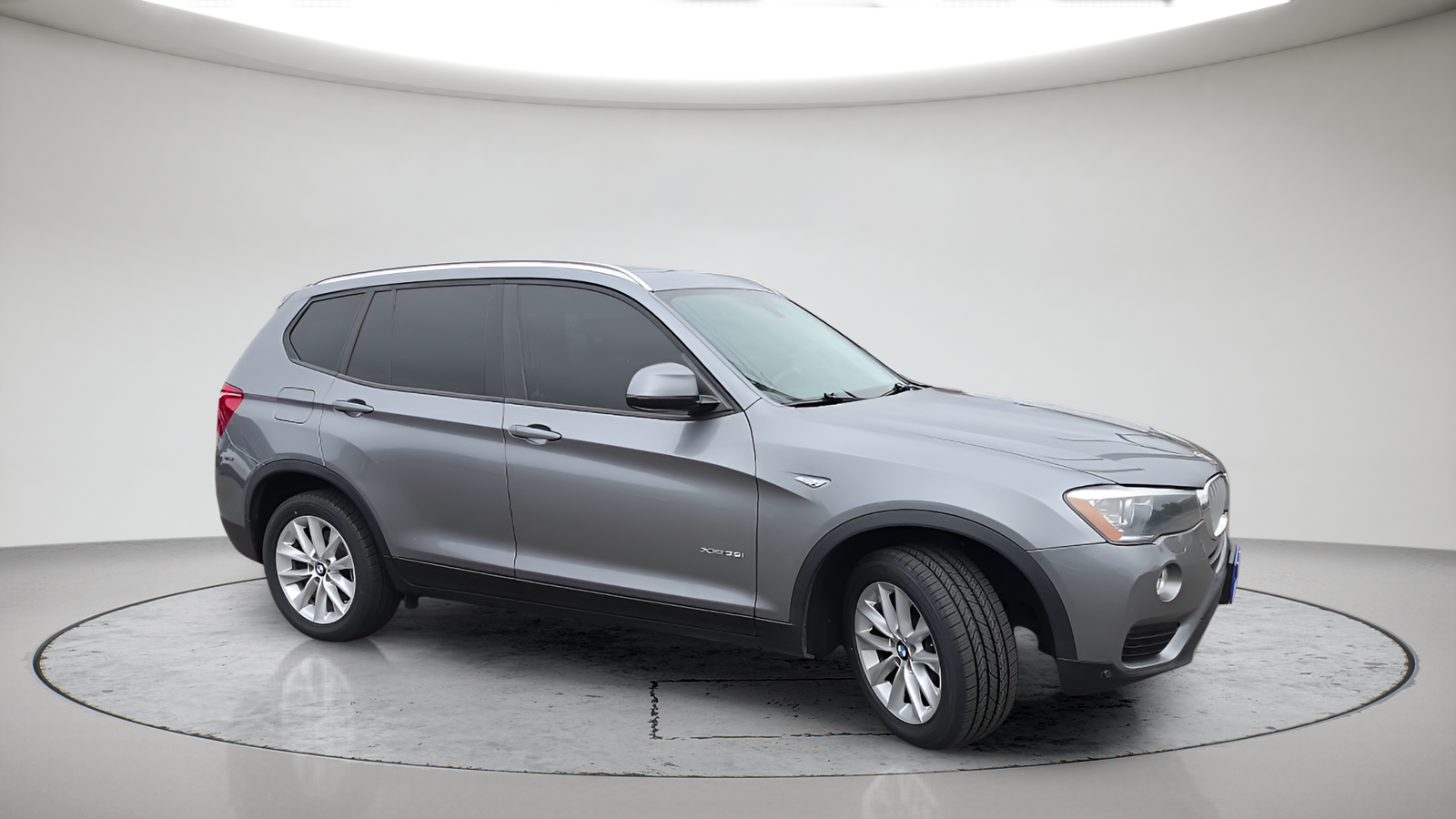 Used 2016 Gray BMW xDrive28i image 4