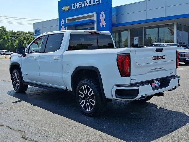 Used 2023 White GMC AT4 image 5