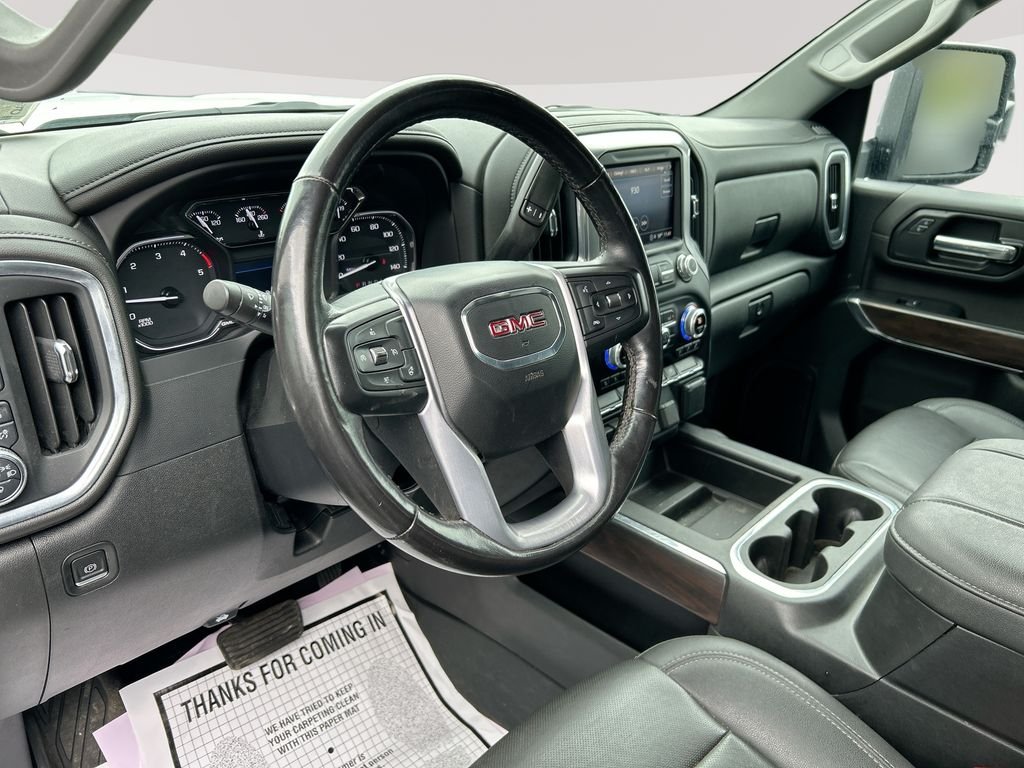 Used 2023 White GMC SLT image 13