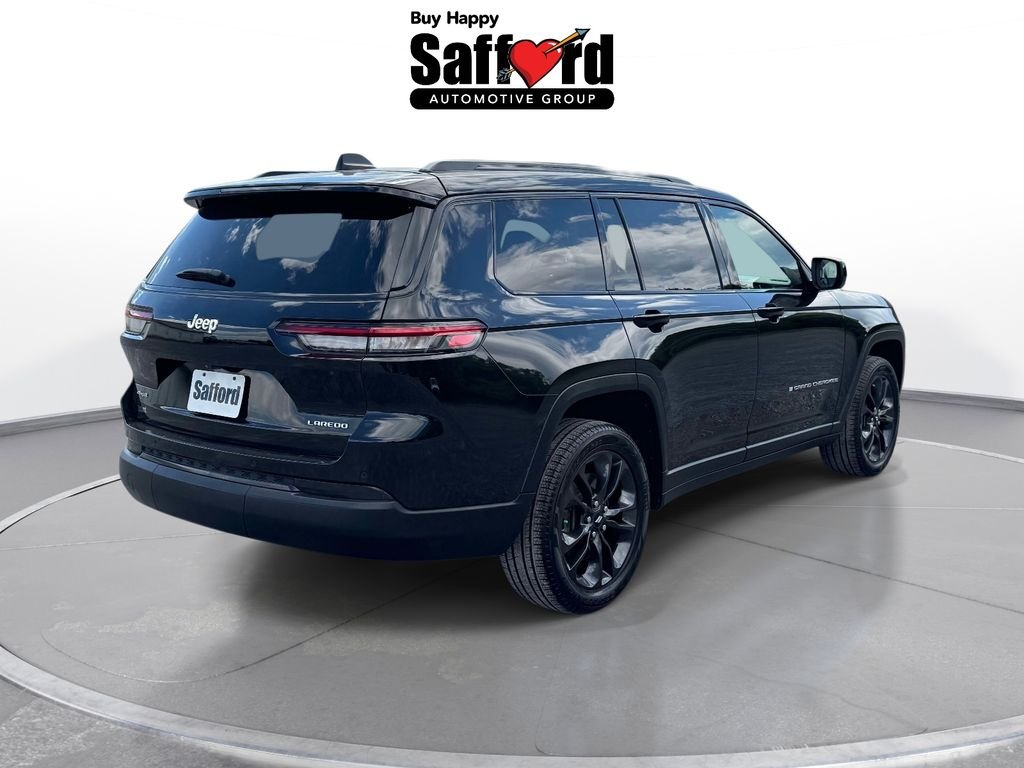 Used 2021 Black Jeep Laredo image 8
