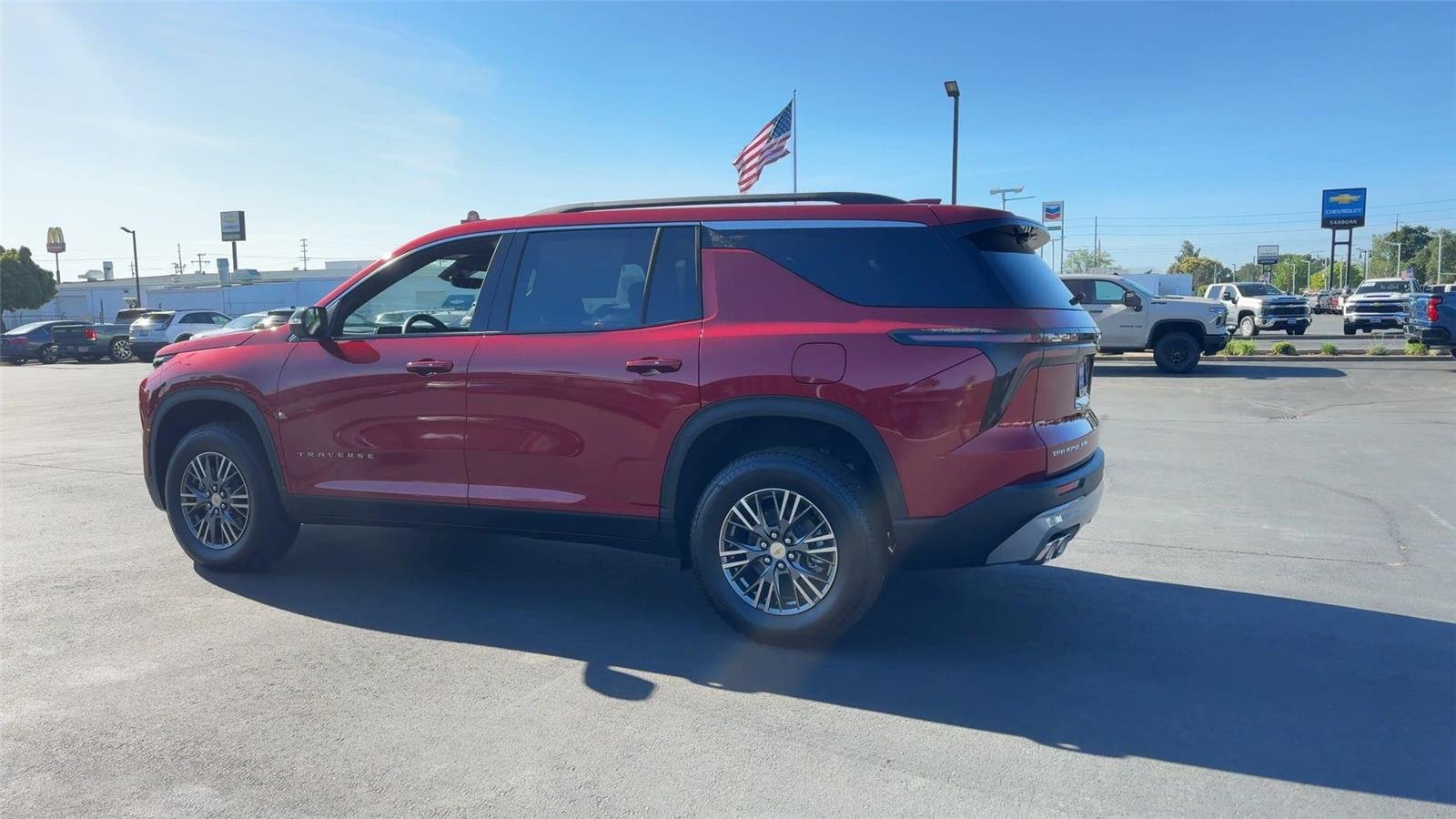 2026 Chevrolet Traverse LT - Photo 6