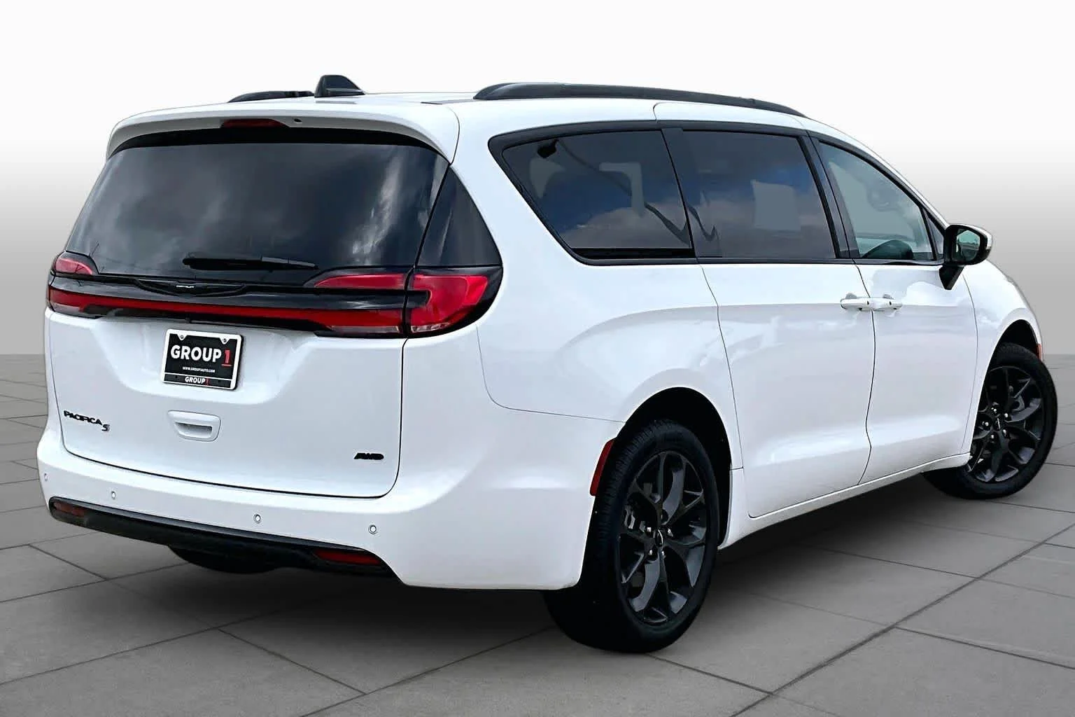2023 Chrysler Pacifica Touring L - Photo 24