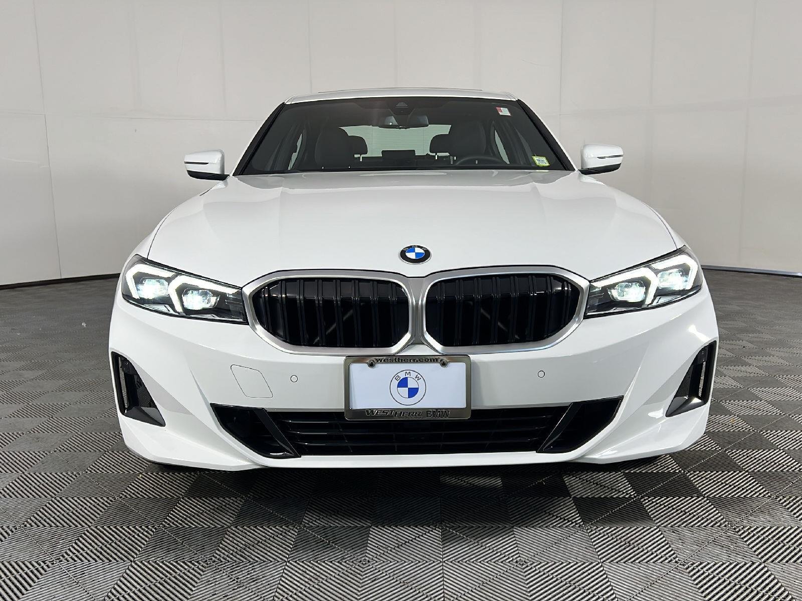 New 2026 Alpine White BMW 330i xDrive image 7