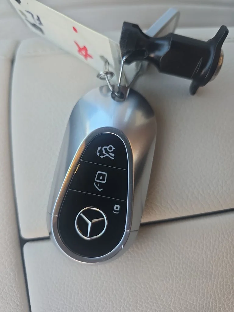 Used 2025 White Mercedes-Benz S 500 image 30