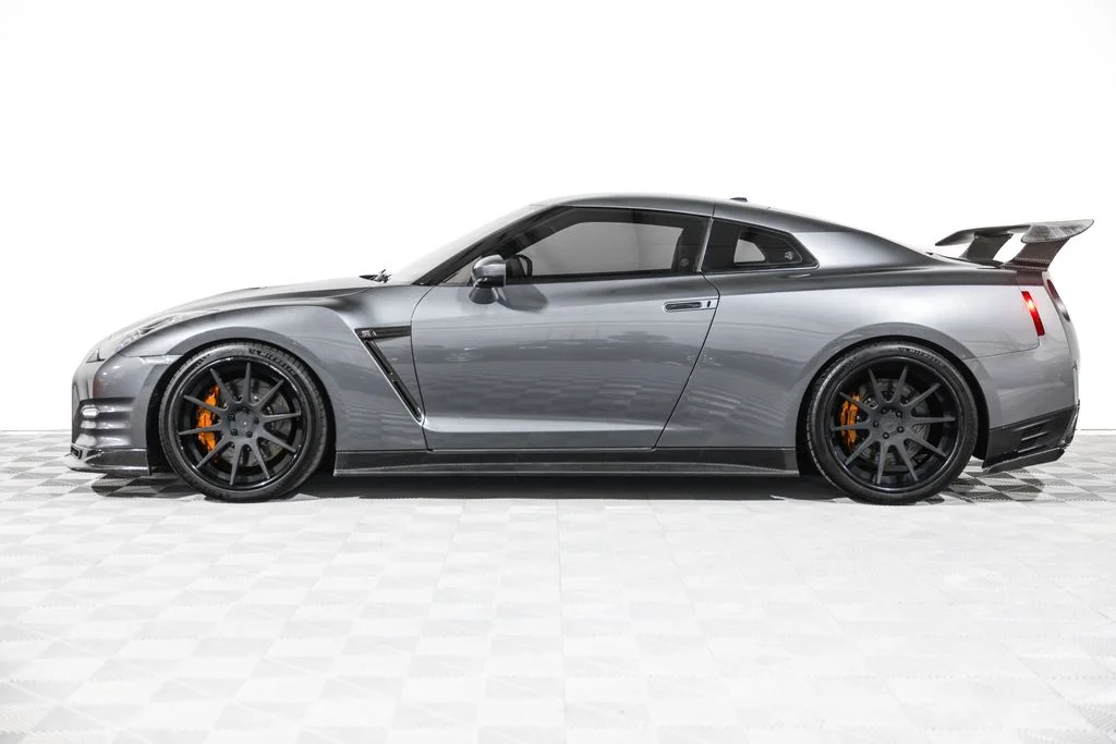 Used 2013 Gray Nissan Premium image 14