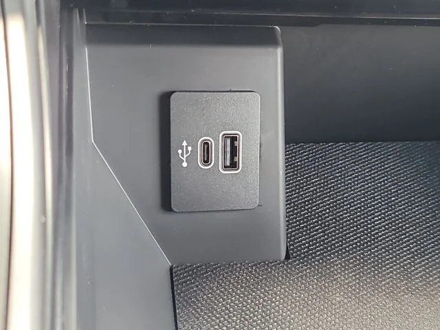 New 2026 Silver Metallic Ford Lariat image 26