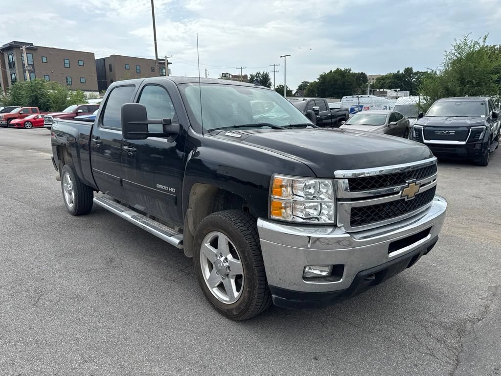 Used 2011 BLACK Chevrolet LTZ image 28