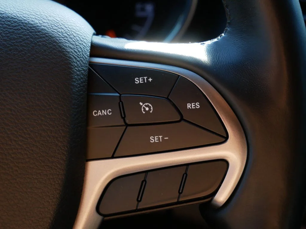 Certified Used 2021 White Jeep Laredo X image 18