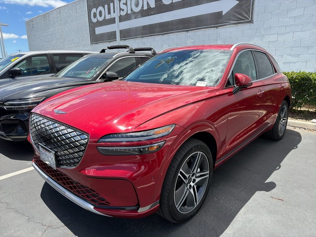 Vehicle Image 2